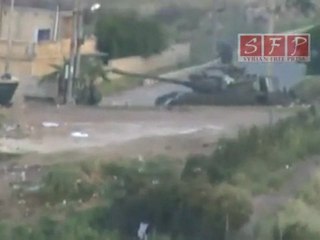 درعا 25-4-2011 اقتحام من جهة حي السحاري