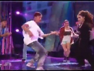 Gloria Estefan - WEPA - En Vivo ( ALMA Awards 2011 )