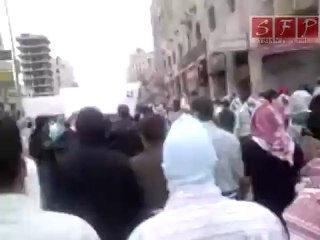 حماة شارع صلاح الدين جمعة الحرائر 13-5-2011