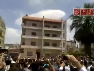 جامع الروضة في إدلب جمعة الحرية 20-5-2011