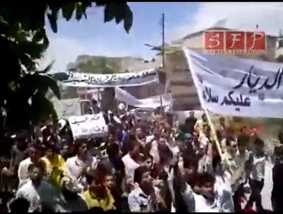 مظاهرة أهالي كفرنبل في معرة النعمان 27-5-2011