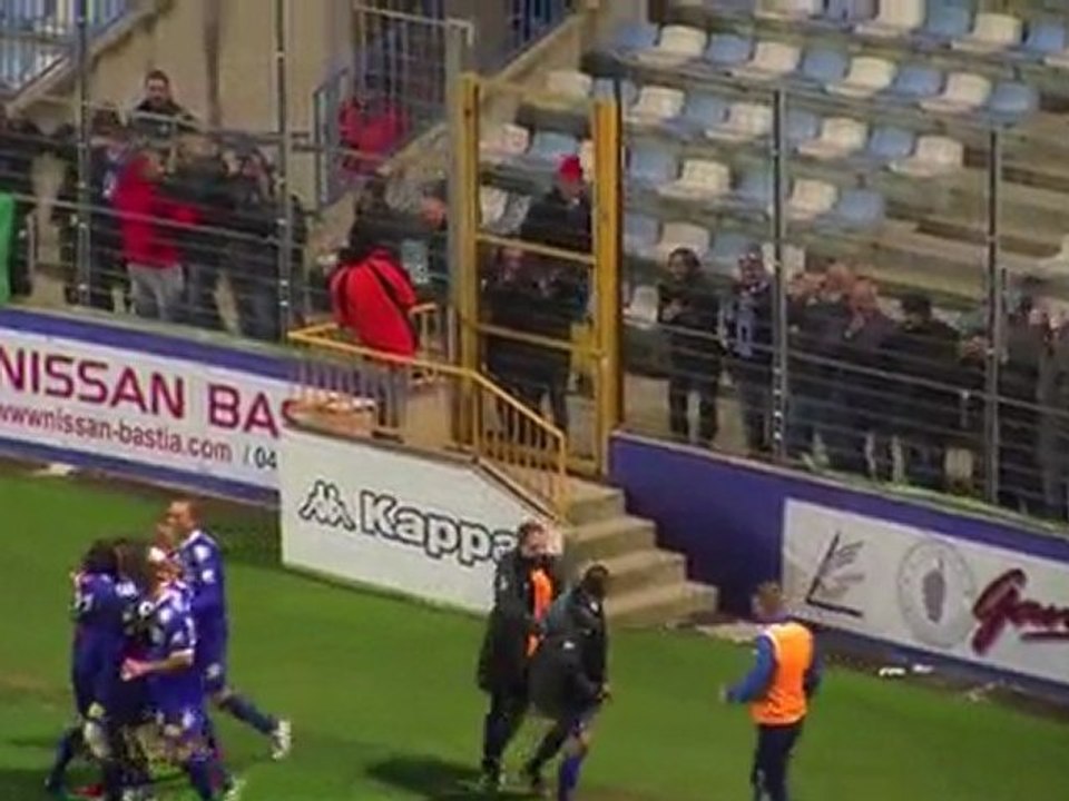 L2 / 2011-12 - Bastia 1-0 Le Havre par Frequenza Mora