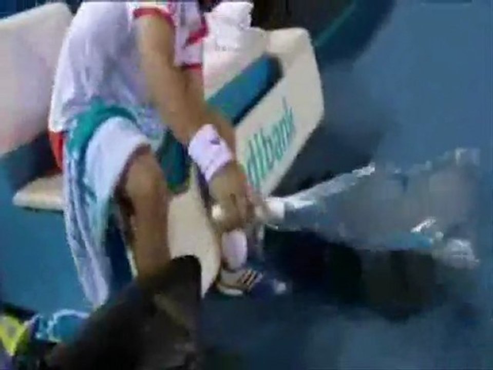 Marcos Baghdatis smashes four rackets!