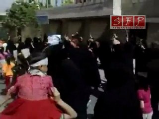 نساء كفرومة في جمعة العشائر إدلب 10-6-2011