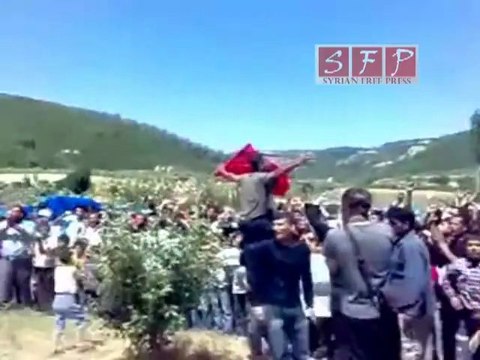 جسر الشغور جمعة صالح العلي17-6-2011