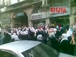 مظاهرة الدبلان النسائيه في حمص 28-6-2011