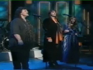 An Mhaighdean Mhara - Moya Brennan, Mairéad Ní Mhaonaigh & Maighread Ní Dhomhnaill