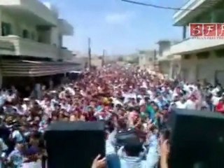 حماة كفرزيتة مظاهرة حاشدة في جمعة ارحل 1-7-2011