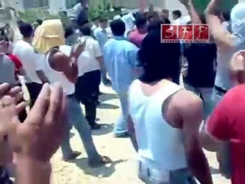 مظاهرة بانياس في جمعة ارحل 1-7-2011