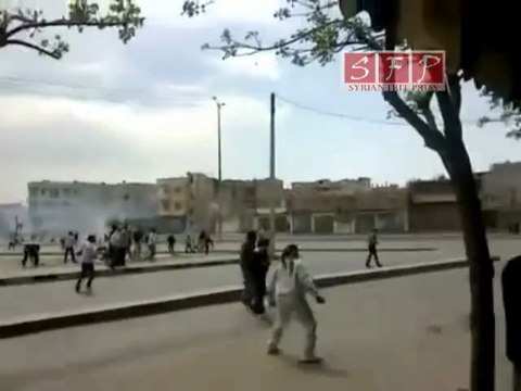 حمص حي عشيرة اطلاق نار جمعة لا للحوار 8-7-2011