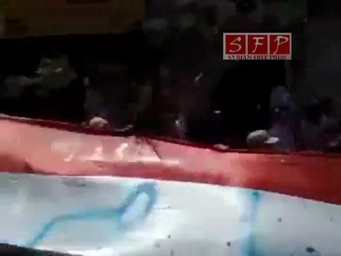 إدلب رجال وحرائر بنش في جمعة لا للحوار 8-7-2011