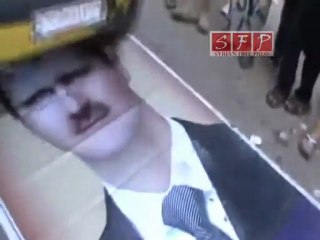 ممسحة صار الأسد ممسحة من اللاذقية 18-7-2011