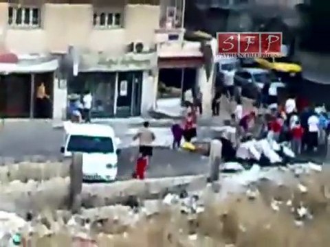 ايبلا -حمص -تكاتف اهالي حي القصور 20-7-2011