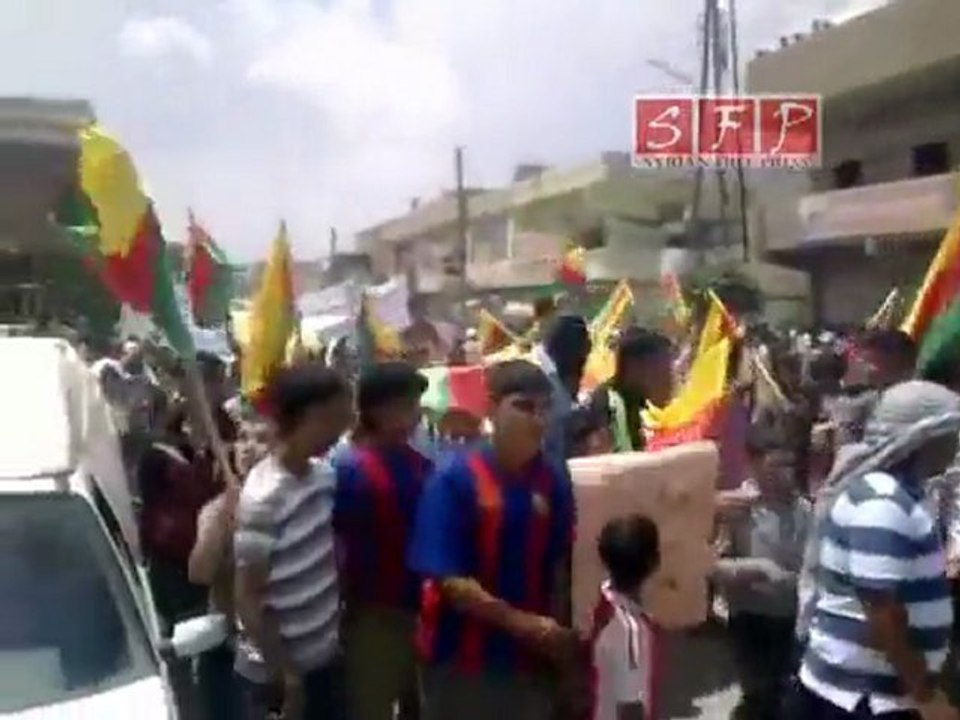 مظاهرة سري كانيه - رأس العين  جمعة آلا رنكين 22-7-2011