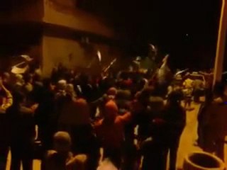 فري برس   حماة طريق حلب 5 12 2011 ج3