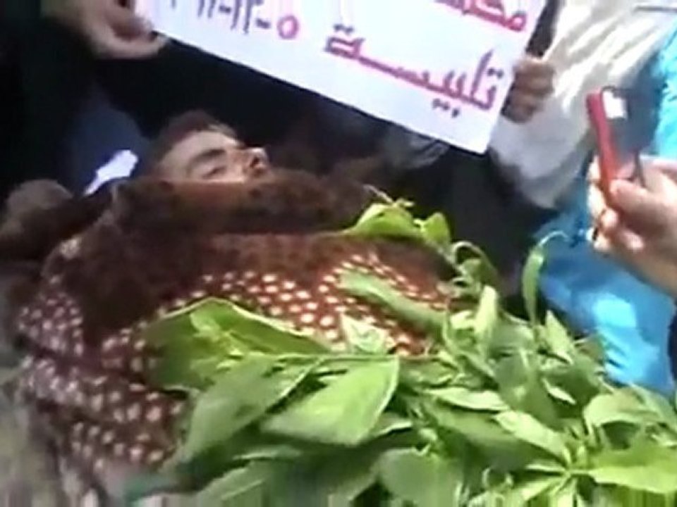 فري برس   حمص تلبيسة   الشهيد محمد منصور خالد الوحش 5 12 2011