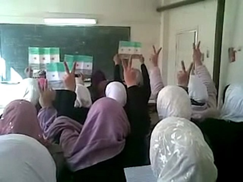 فري برس   معضمية الشام رسالة وبيان من حرائر معضمية الشام الى كافة الدول الشقيقة ومن يهمها أمر الشعب السوري 05 12 2011