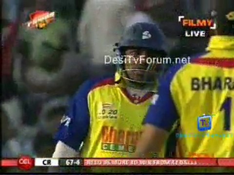 Kerala Strikers vs Chennai Rhinos-Chennai Rhinos Inning-Ov13-14