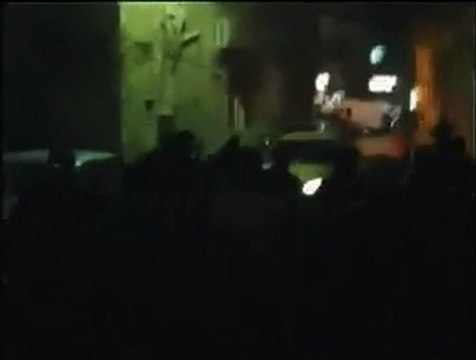 فري برس مظاهرة مسائية في الميدان قرب جامع الماجد 6 12 2011 ج2