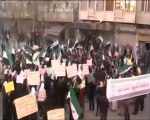 فري برس   حمص حي الخالدية مظاهرة رائعة بقيادة السارووت والفنانة الثائرة فدوى سليمان 7 12 2011 ج1