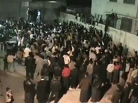 فري برس حمص ديربعلبة مظاهرة مسائية الى الى الحكام العرب 7 12 2011