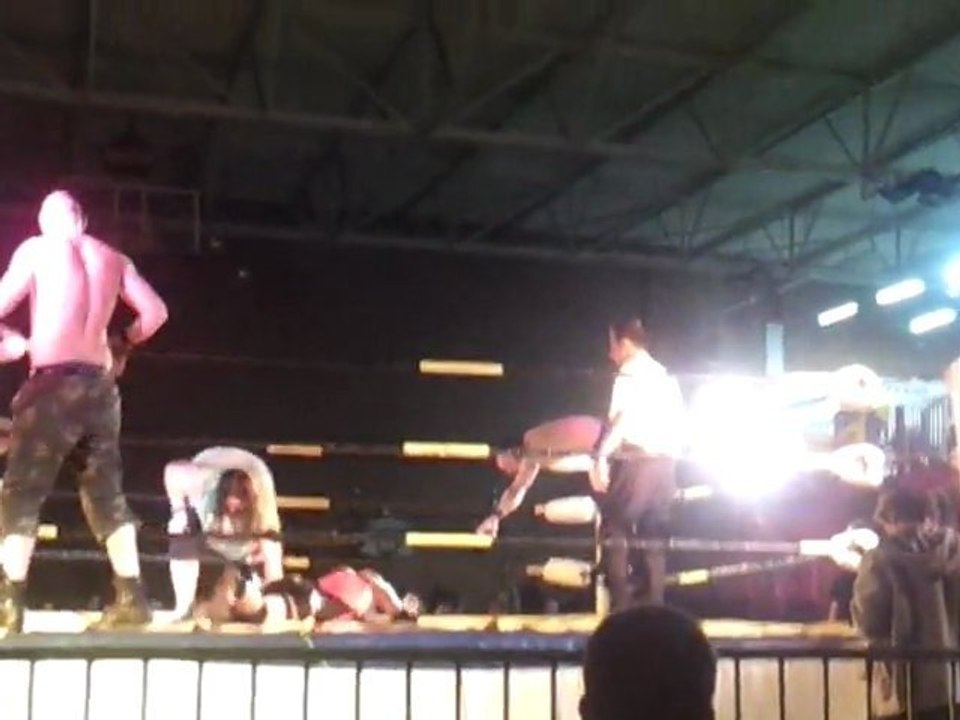 Telethon 2011 - Croix (59) - 02/12/2011 - Big Abis & Thierry Thierry VS Mike Skills & P.V. Red