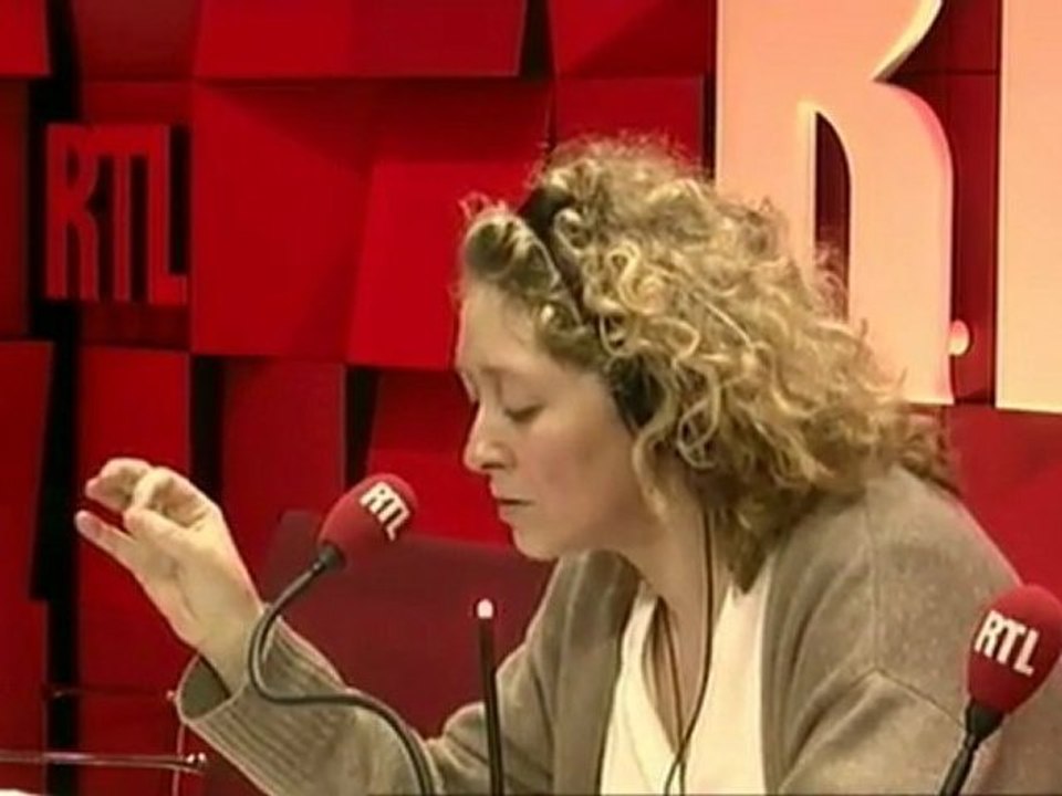 "Les Carnets d'Alba" : Mélenchon drague l'aile gauche du PS