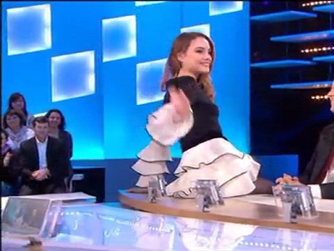 La miss météo du Grand Journal fait tourner la tête de Nicolas Dupont-Aignan
