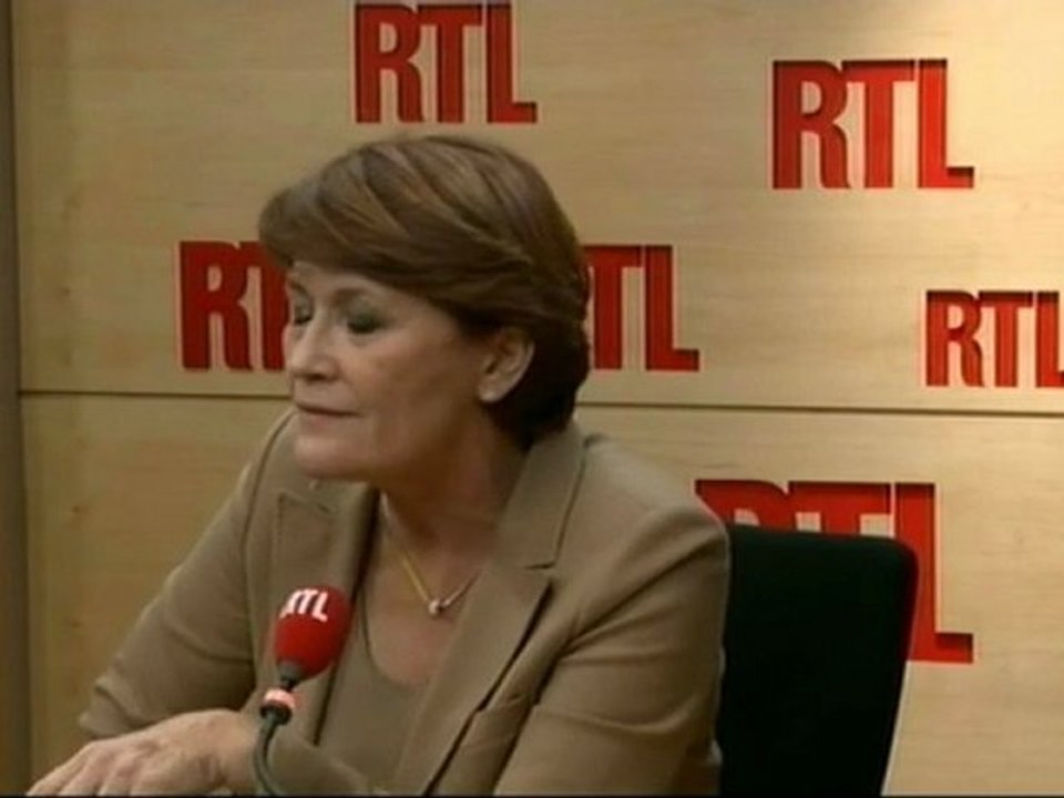 Claude Greff, secrétaire d'Etat chargée de la Famille, était l'invitée de "RTL Midi" jeudi