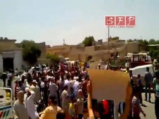 ادلب - حزانو - مظاهرة جمعة الله معنا 5-8-2011