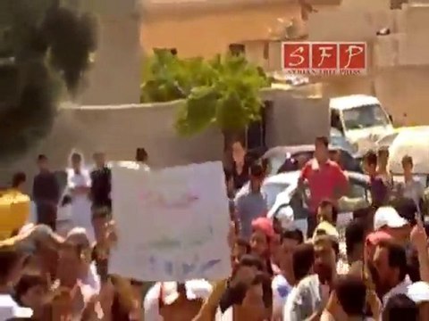 إدلب - حزانو - مظاهرة جمعة الله معنا 5-8-2011