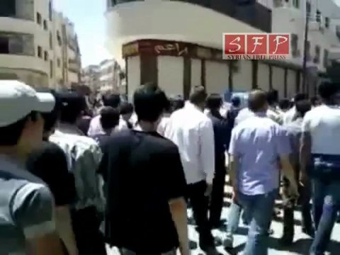 ريف دمشق داريا في جمعة الله معنا 5-8-2011