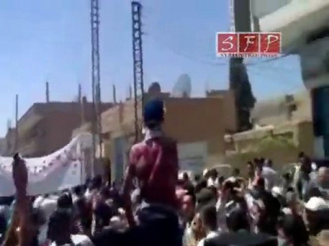 القامشلي مظاهرات جمعة الله معنا 5-8-2011