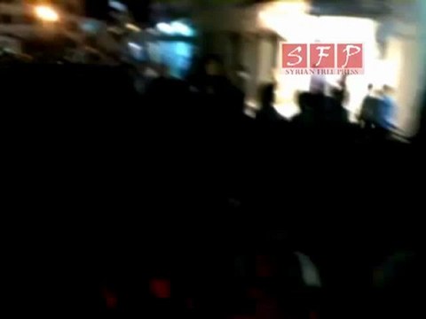 ادلب تفتناز - جمعة الله معنا مظاهرة مسائية 5-8-2011