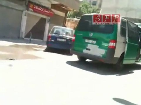 دمشق جوبر الأمن في تفريق مظاهرة جمعة الله معنا 5-8-2011