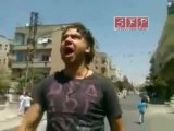 الفنان نوار بلبل يقود إحدى التظاهرات في حمص   الغوطة 6 8 2011