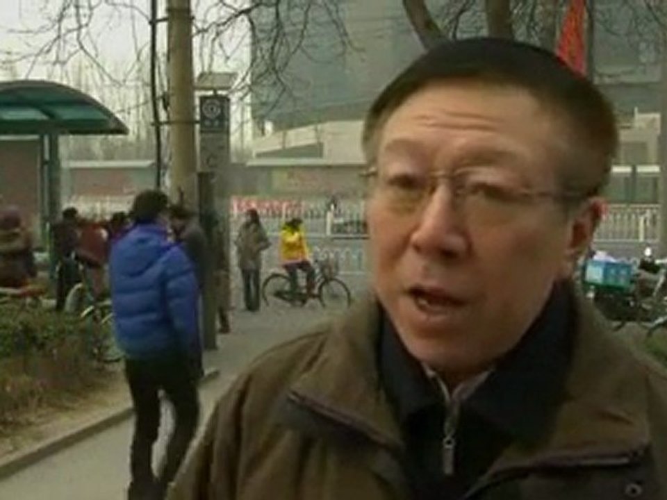 China struggles with New Year migration