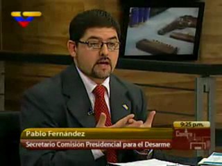(VIDEO) Contragolpe Pablo Fernandez secretario Comisión Presidencial para el Desarme 18.01.2012  2/2