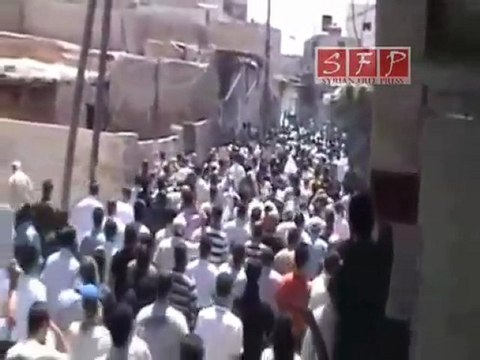 دمشق أبطال حي القدم في جمعة لن نركع إلا لله 12-8-2011 ج1