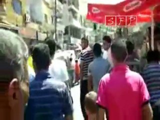 مضايا   هتافات رائعة في جمعة لن نركع إلا لله  12 رمضان 12 8 2011