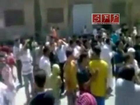 حماه جمعه لن نركع الا لله 12-8-2011‎