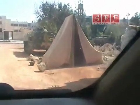 فري برس | حمص تلبيسة الدبابات وحواجز الجيش 14-8-2011