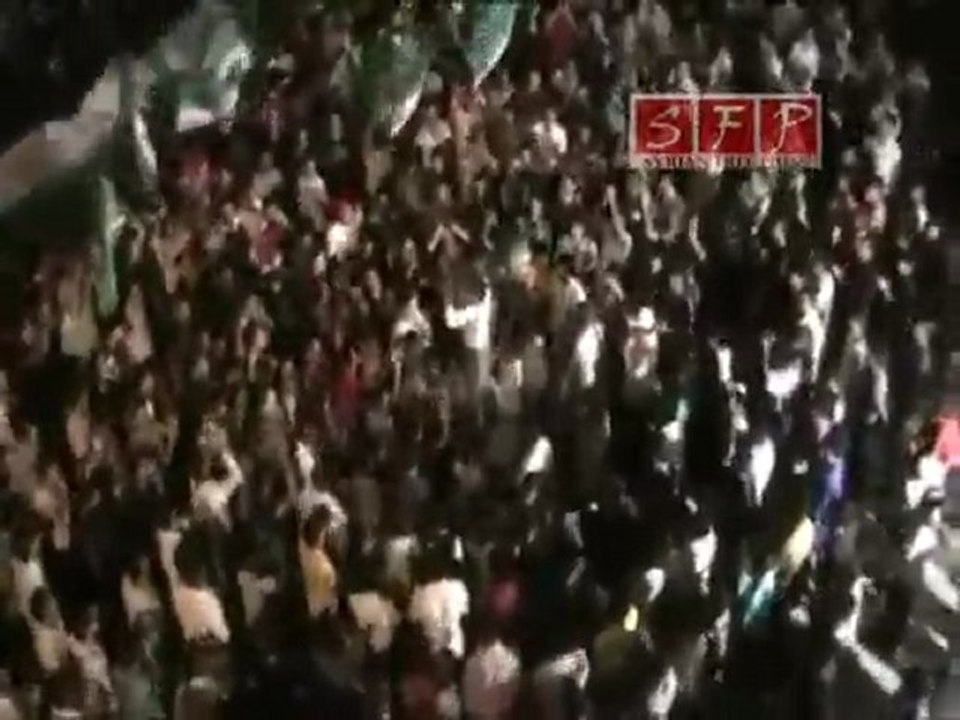 فري برس | حمص باباعمرو بعد صلاة التراويح 14-8-2011