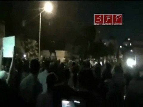 فري برس | مظاهرة في حي الميدان زاهرة جامع الأشمر13-8-2011