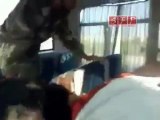 فري برس - مقطع مسرب - وحشية جنود الأسد مع المعتقلين