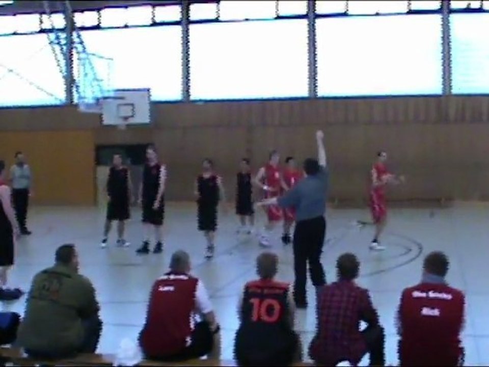 B-ball game highlights