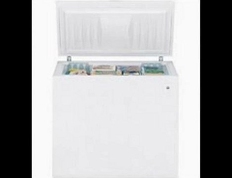 GE FCM9DTWH 8.8 cu. Ft. Chest Freezer - White