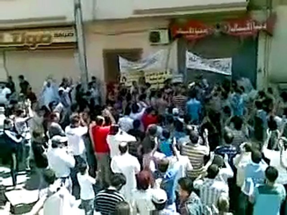 فري برس   حمص جورة الشياح جمعة بشائر النصر 19 8 2011