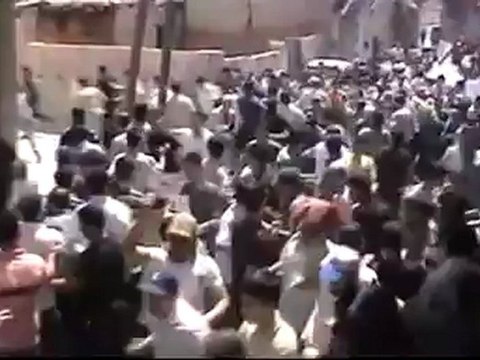 فري برس مظاهرة حاشدة في حي القدم بدمشق جمعة بشائر النصر 19 8 2011
