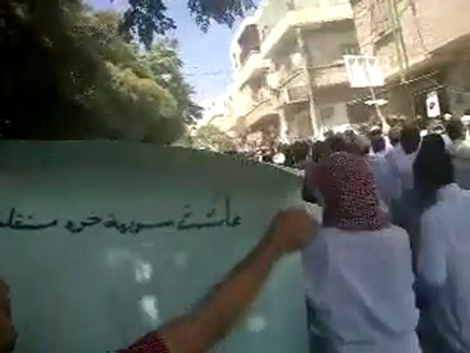 فري برس   معرة النعمان مظاهرات جمعة بشائر النصر 19 8 2011